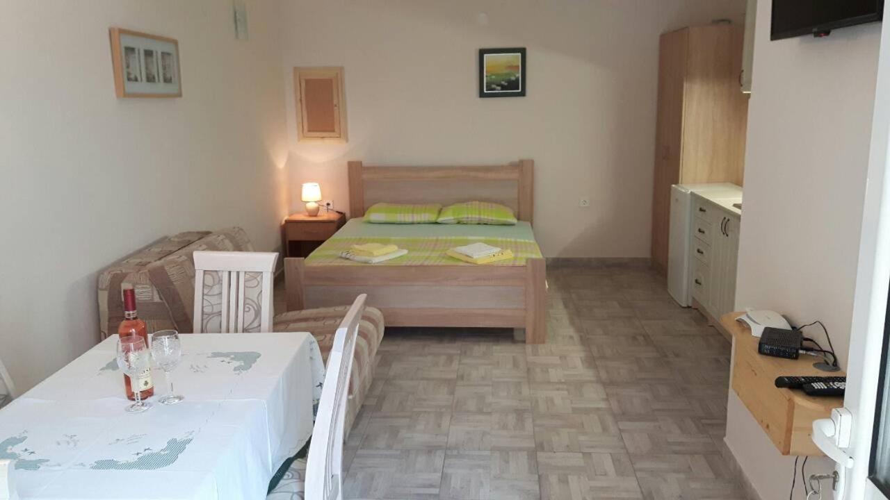Apartman Pijavica Bijela Zewnętrze zdjęcie